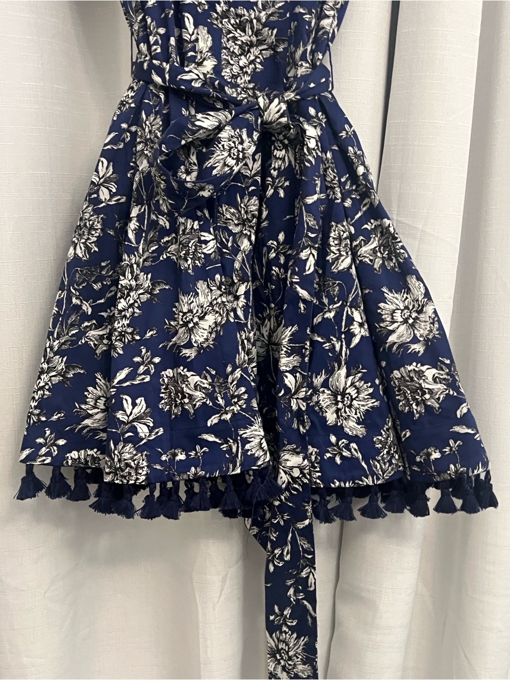 Alice & Olivia NWT Blue Lucy Floral Tassel Trim Mini Dress Sizes 8 & 10 - Picture 5 of 14